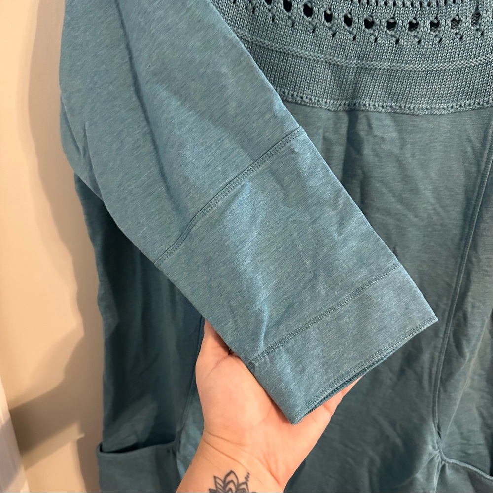 Soft Surroundings Teal Crochet Boatneck Tunic Size XL - Picture 4 of 6